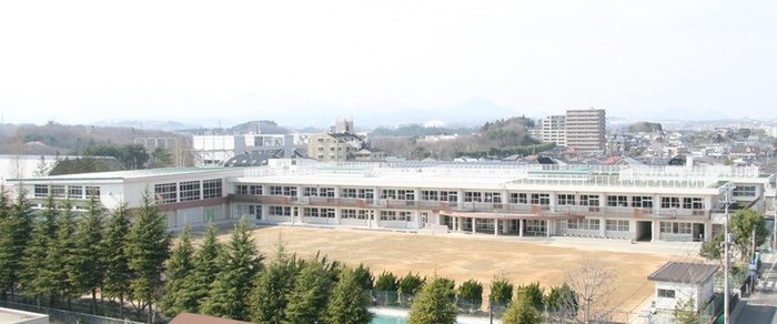 小学校　旭ヶ丘小学校（小学校）まで450m
