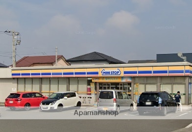 コンビニ　ミニストップ（コンビニ）まで553m