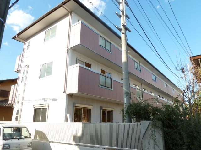 建物外観　便利な場所にあるお部屋です。