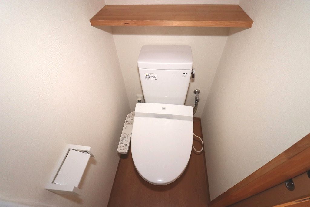 トイレ　落ち着いたトイレです