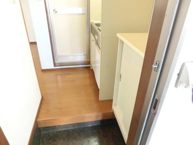 玄関　落ち着いた玄関です