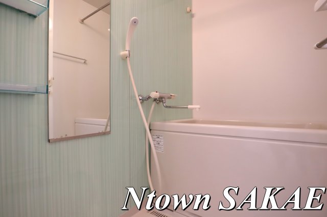 バス・シャワールーム　ゆったり過ごせるお風呂です