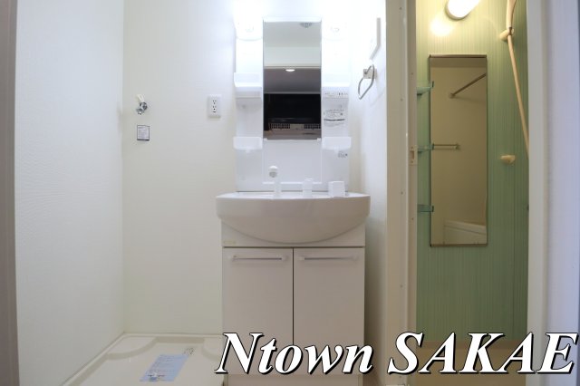 洗面設備　独立洗面台で身支度をすべて済ませてしまいましょう