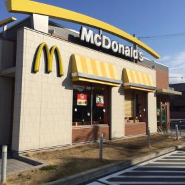 飲食店　マクドナルド東大阪柏田店（飲食店）まで707m