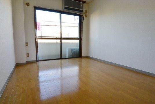 居室・リビング　★お部屋探しはタウンハウジング高幡不動店まで★