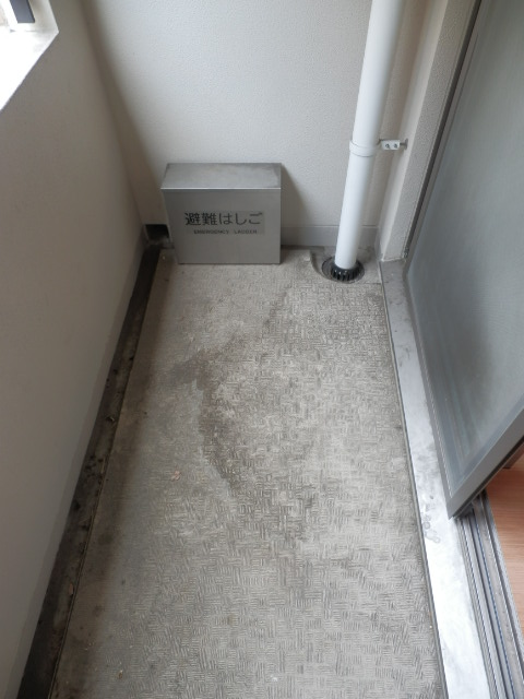 バルコニー　※別部屋の参考写真です。