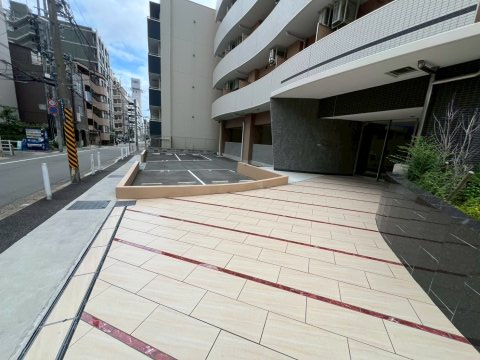 バルコニー　陽当たり良好なバルコニーです