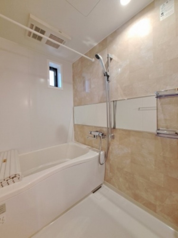 バス・シャワールーム　図面と現状に相違がある場合には現状を優先