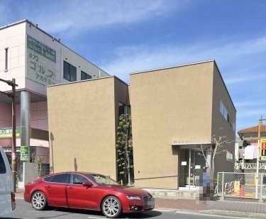 病院　梅田皮膚科（病院）まで161m