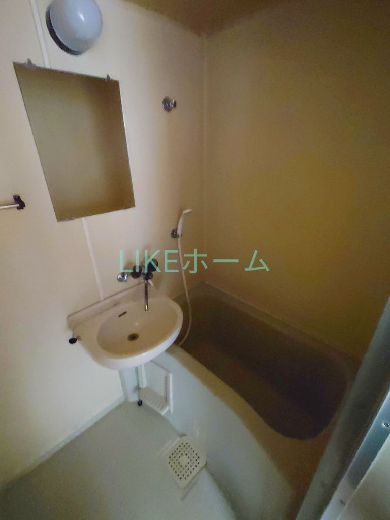 バス・シャワールーム　バス