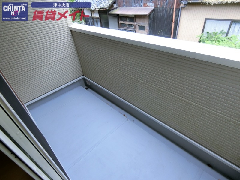 バルコニー　同型タイプの画像です