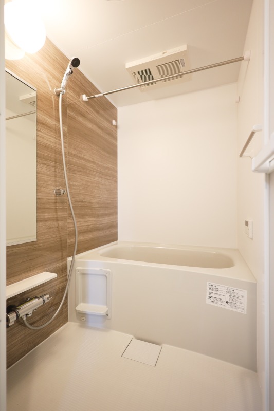 バス・シャワールーム　図面と現状に相違がある場合には現状を優先