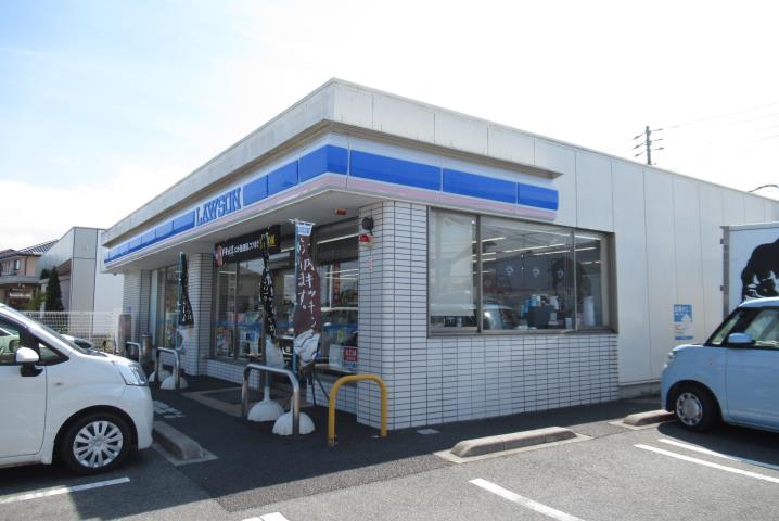 コンビニ　ローソン東出雲錦新町店（コンビニ）まで270m