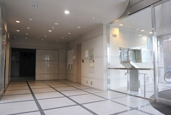 ＪＲ関西本線 平野駅 徒歩1分 10階建 築27年の外観写真