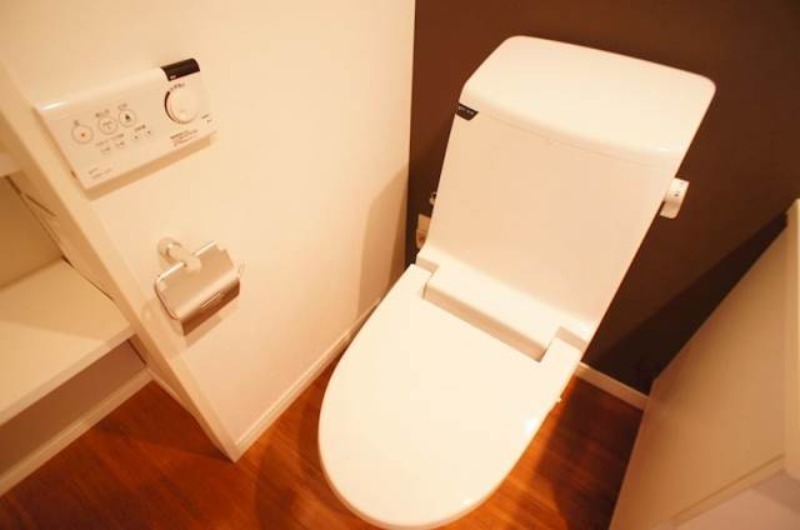 トイレ　別号室