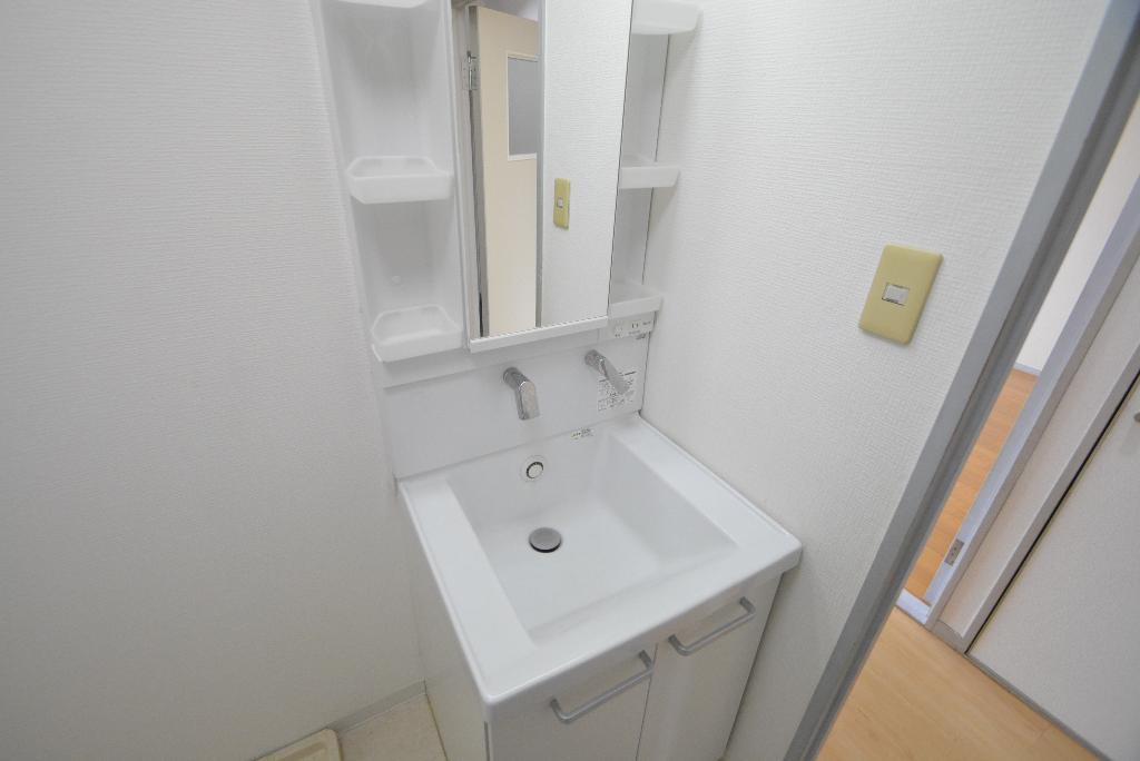 洗面設備　洗髪洗面化粧台