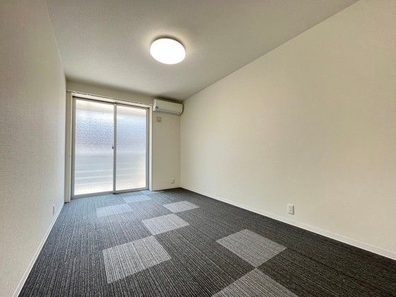 居室・リビング　※別部屋の写真です