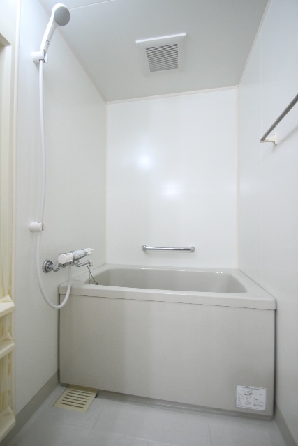 バス・シャワールーム　※別室の参考写真の為、現況優先です。