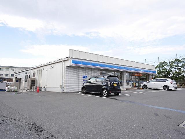 コンビニ　セブン‐イレブン／小倉東港店（コンビニ）まで650m