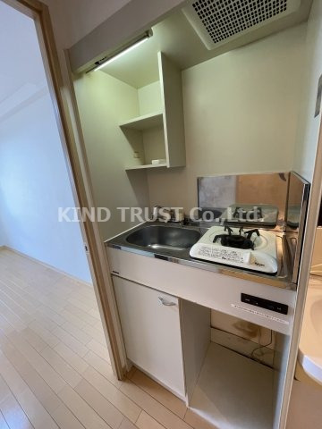 キッチン　コンパクトなキッチンで掃除もラクラク