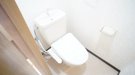 トイレ　シャワー付きトイレ