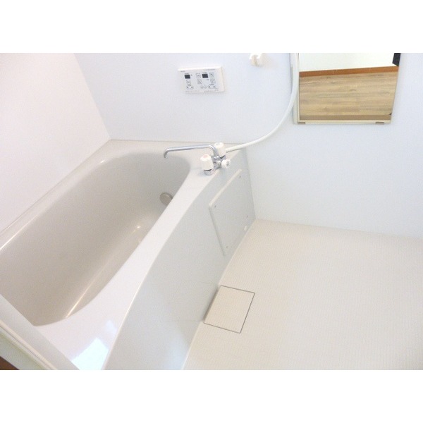 バス・シャワールーム　追焚機能付き