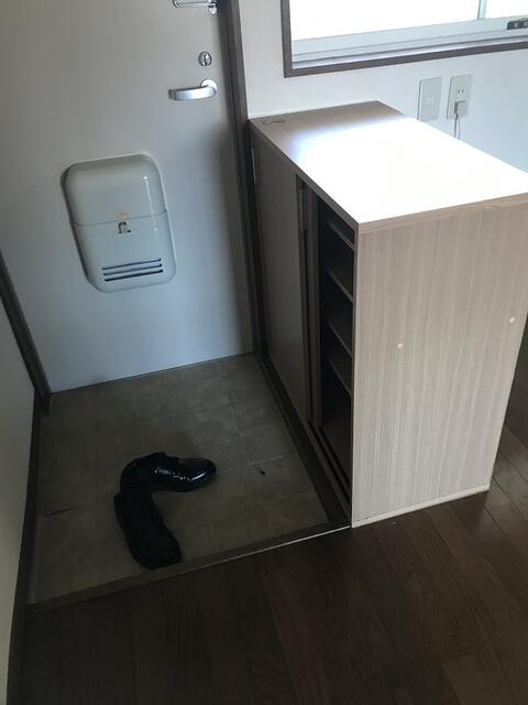 玄関　※別号室参考写真