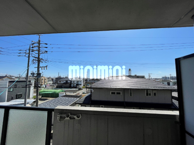 その他設備　下駄箱付いてます