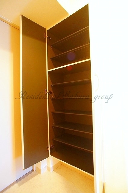 玄関　大容量のシューズボックス♪