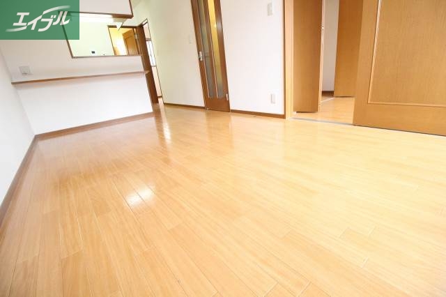 居室・リビング　広々リビング