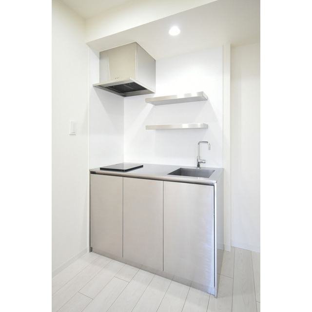 キッチン　コンパクトなキッチンで掃除もラクラク