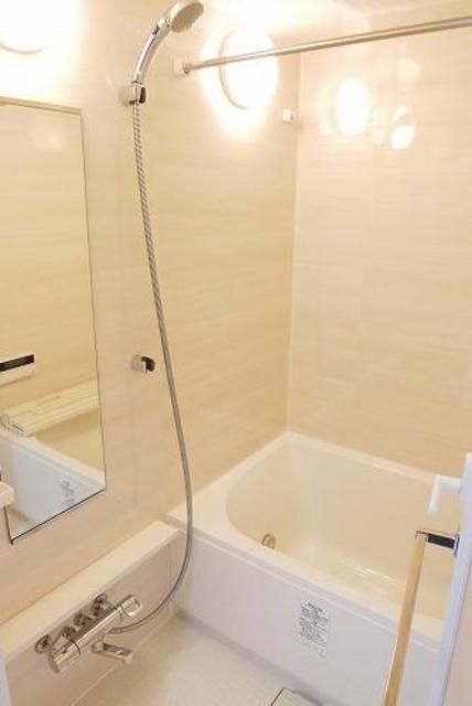 バス・シャワールーム　お部屋探しは株式会社　タウンハウジング　までお気軽にお問合…