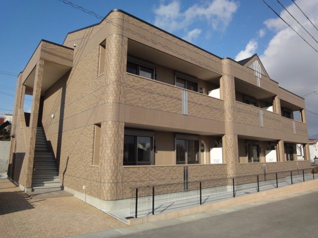 建物外観　外観写真（昼）