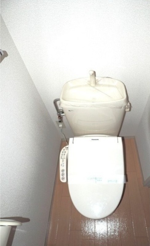 トイレ　図面と現状に相違がある場合には現状を優先