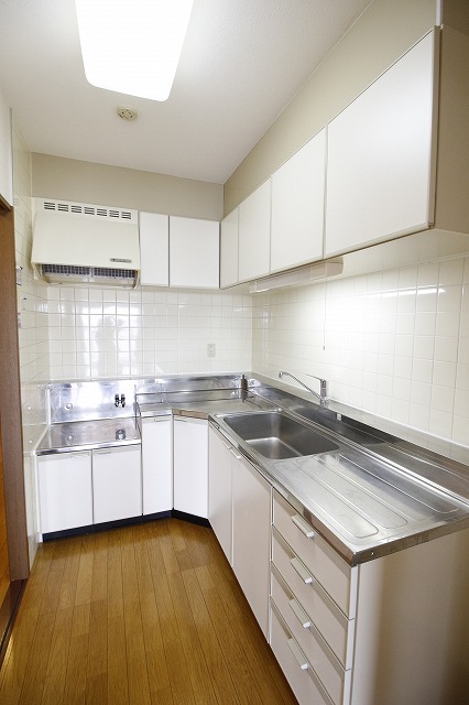 キッチン　別の部屋の写真です