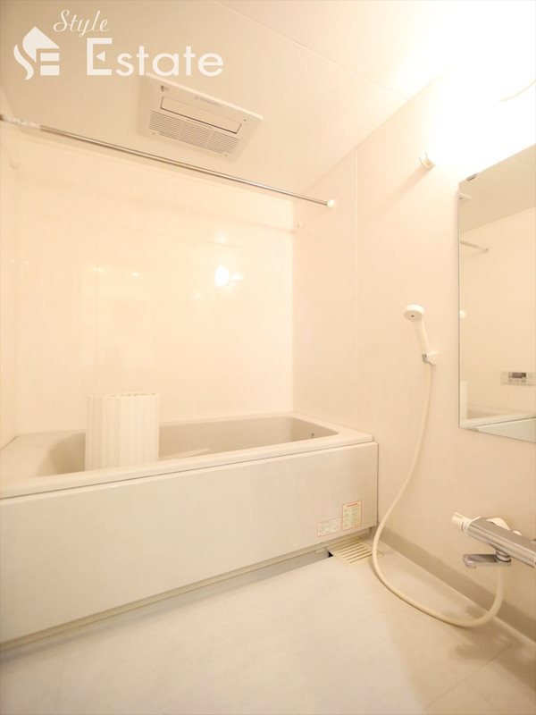 バス・シャワールーム　バスルーム