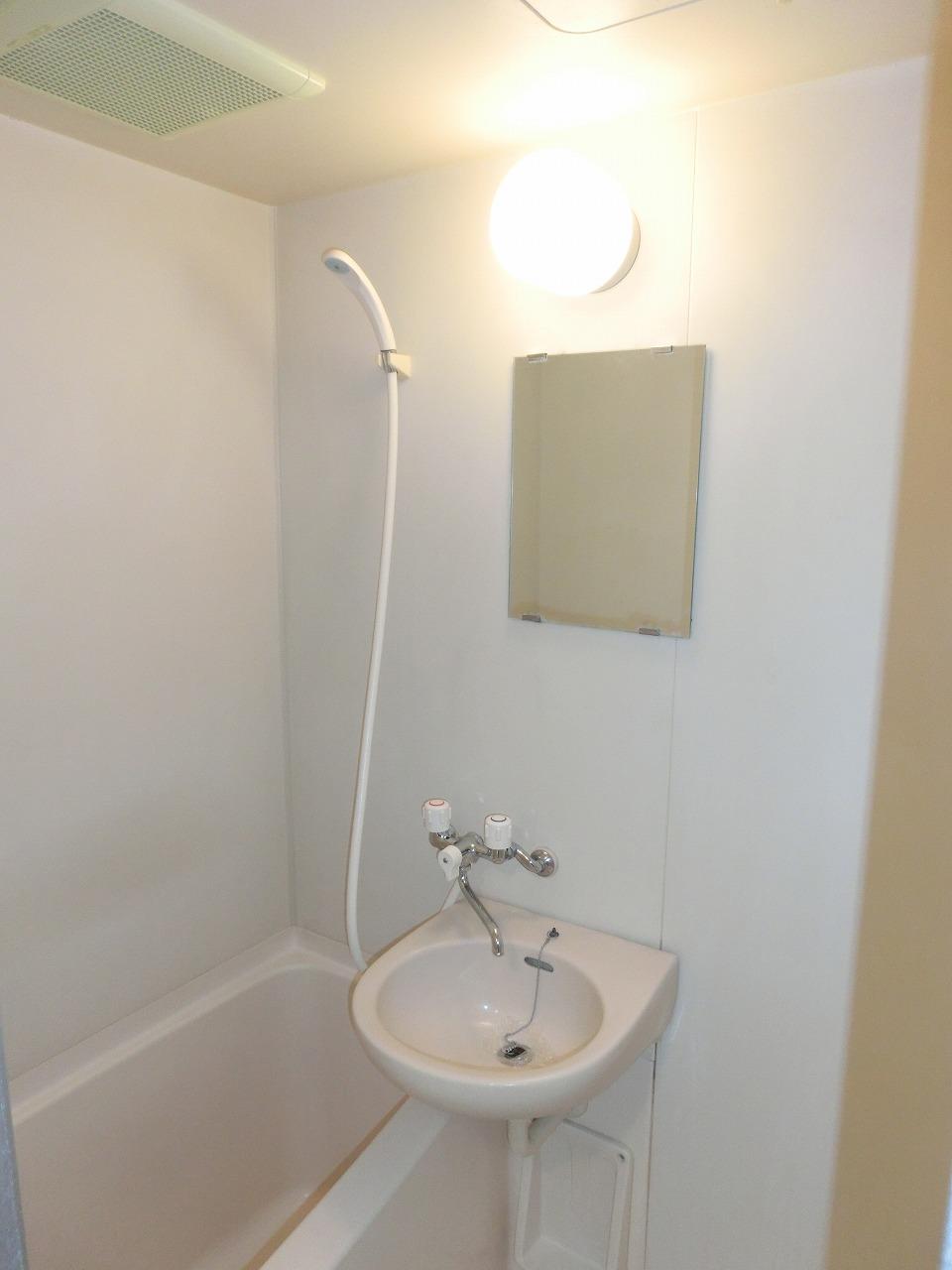 洗面設備　バス・洗面