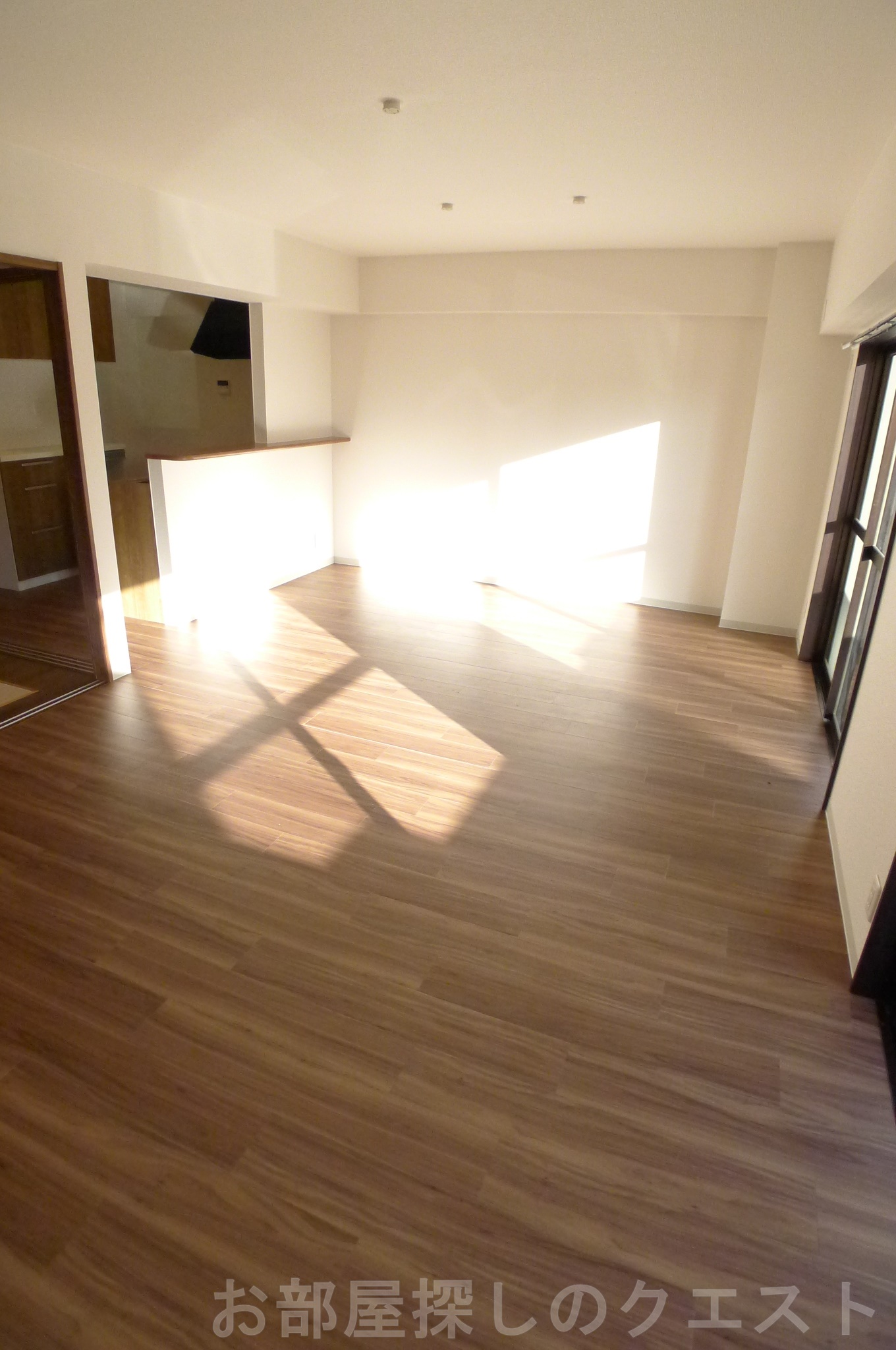 居室・リビング　（写真は同物件イメージ）