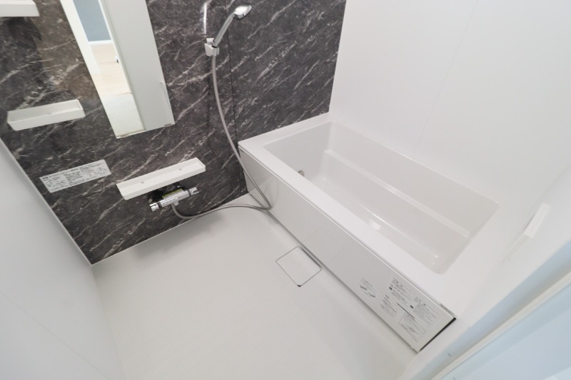 バス・シャワールーム　図面と現状に相違がある場合には現状を優先