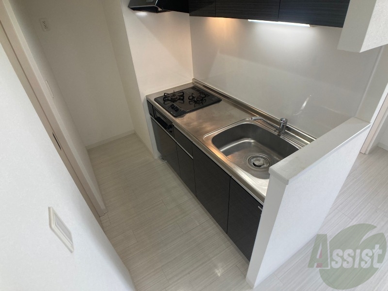 キッチン　２口システムキッチンですのですぐにお料理に使えます！