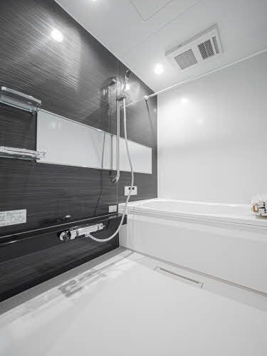 バス・シャワールーム　浴室