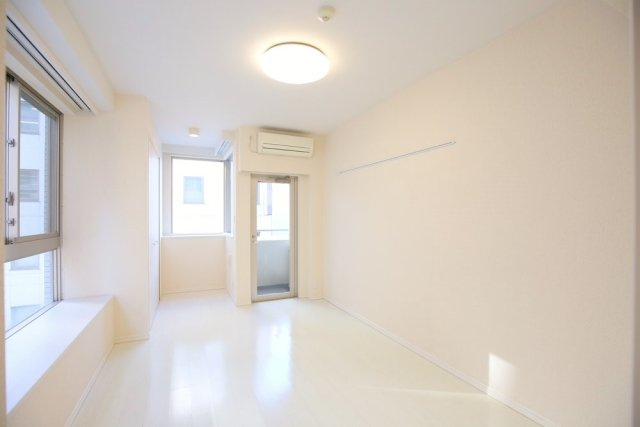 居室・リビング　居室※別部屋参考写真