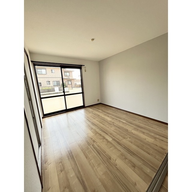 居室・リビング　落ち着いた雰囲気のリビング