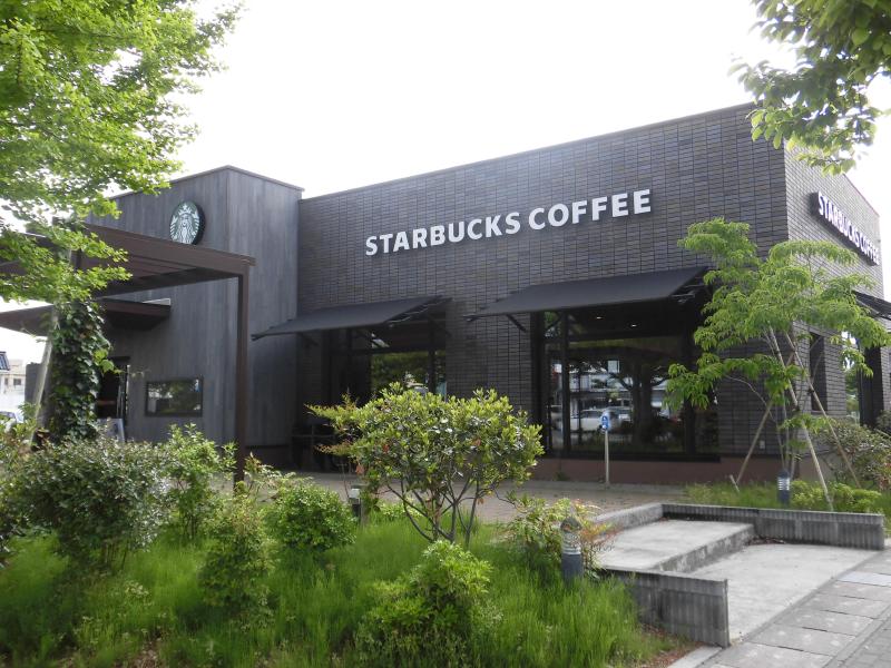 飲食店　スターバックスコーヒー 山形馬見ヶ崎店（飲食店）まで500m