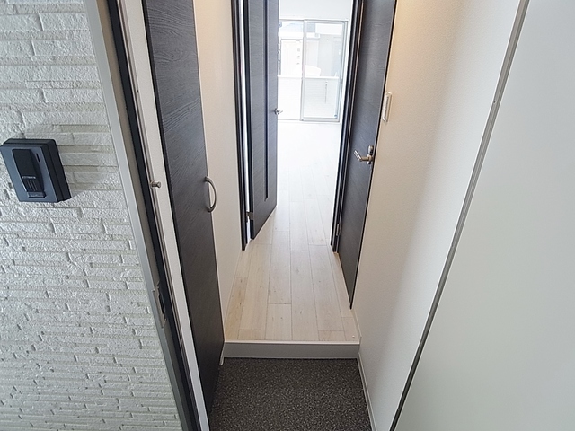 玄関　シューズＢＯＸ完備の玄関