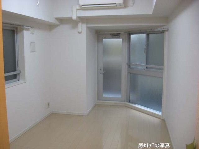 居室・リビング　※別部屋参考写真