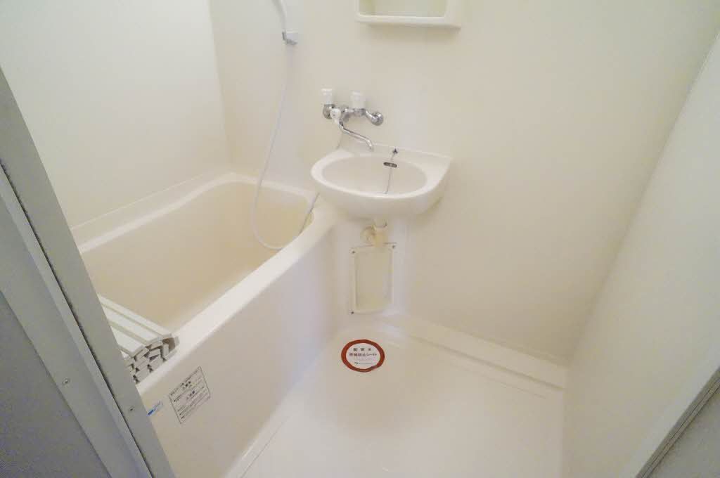 バス・シャワールーム　浴室