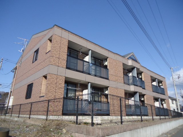 建物外観　外観写真（昼）