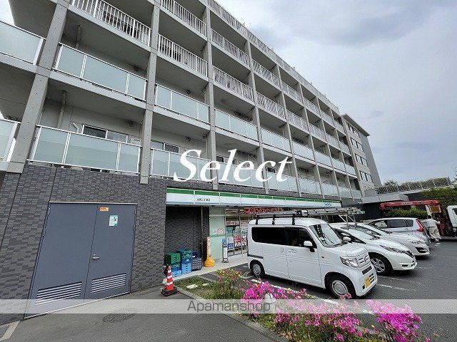 コンビニ　ファミリーマート（コンビニ）まで247m