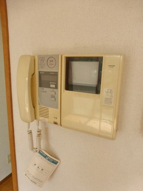 セキュリティ　★安心のモニタ付きのドアホンです★